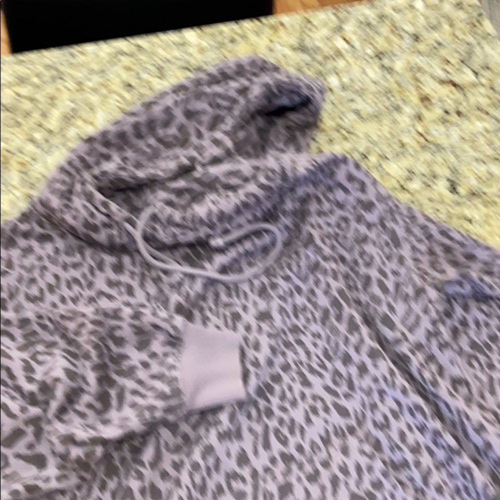 Women’s oversized sweatshirt